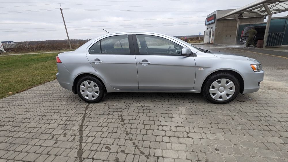 Мітсубісі лансер х