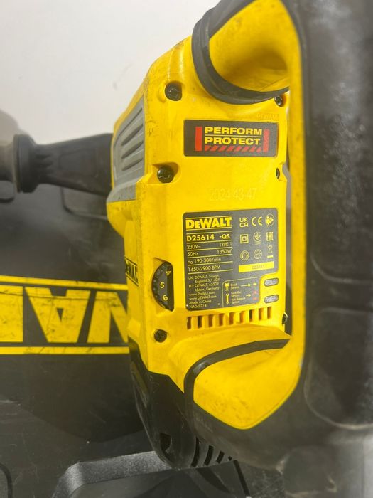Dewalt D25614K młotowiertarka SDS-MAX