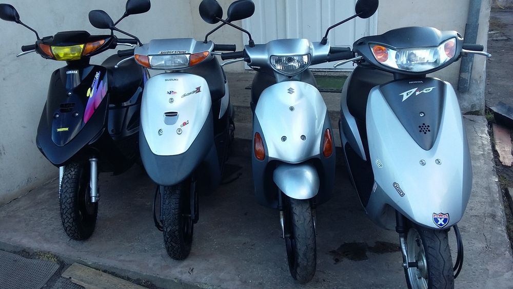 Продаж японских  скутерів