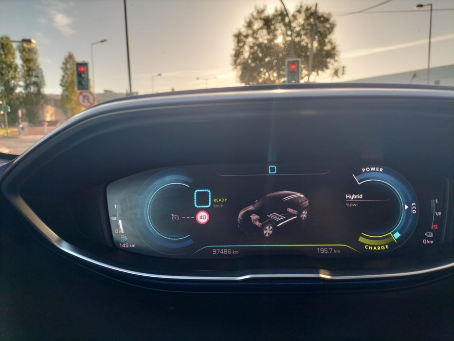 Peugeot 3008 hibrido — photo 2
