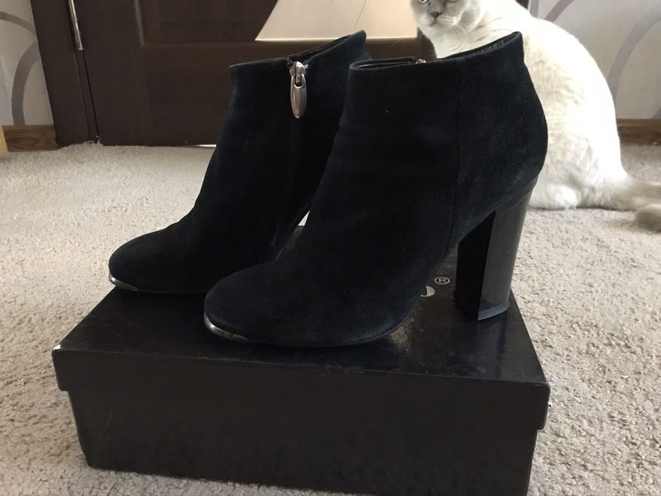 Бательены, замш натуралка, 39 размер.