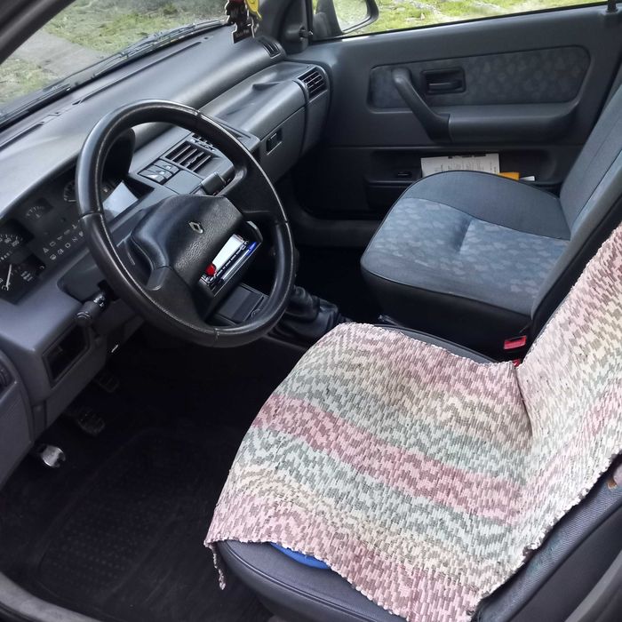 Renault clio 1.2 RN gasolina