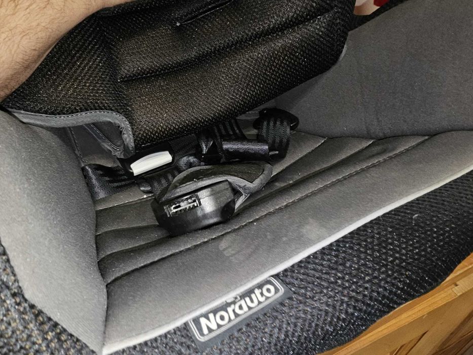 Cadeira  auto bebé Norauto 360