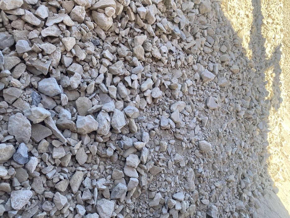 Mini koparka, kopraka ładowarka, koparka kołowa i wywrotki