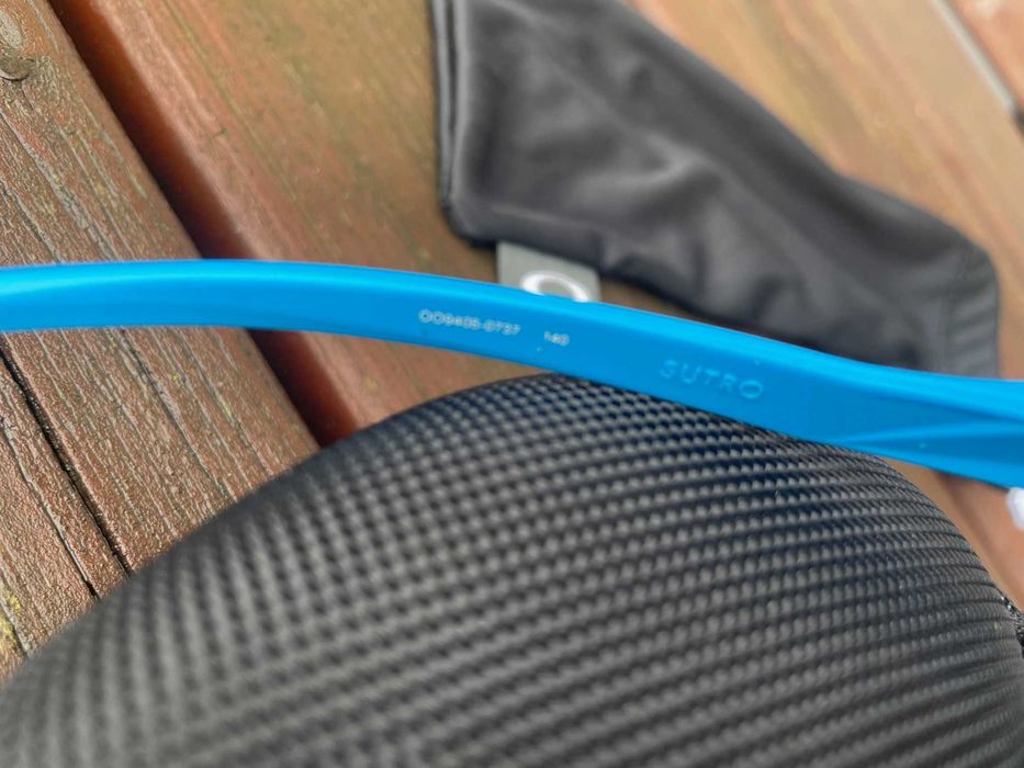 okulary przeciwsłoneczne Oakley Sutro Prizm niebieskie kite