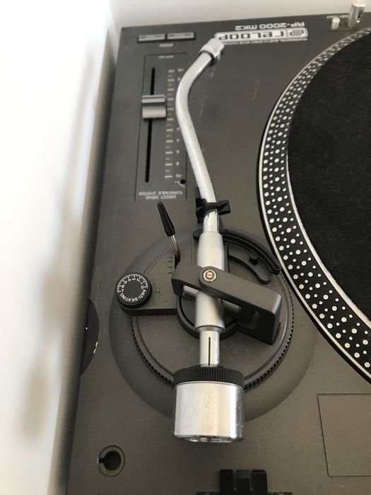 Gira Discos Reloop RP-2000 MK2