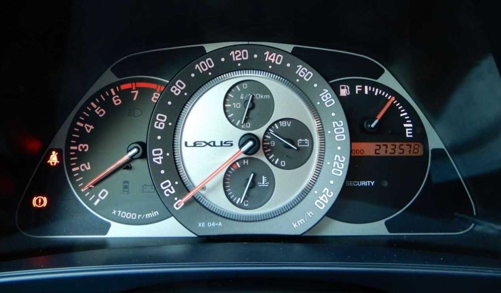 Lexus IS200 Sport Cross