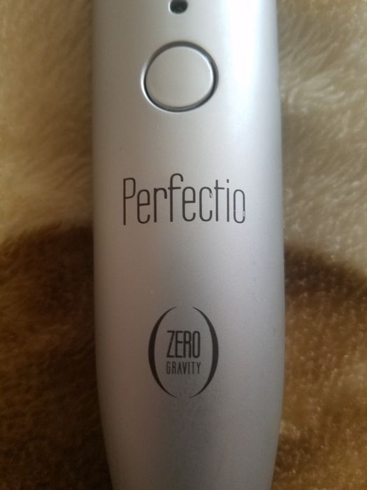 Косметичний апарат лікування шкіри cвітлом Perfectio Zero Gravity