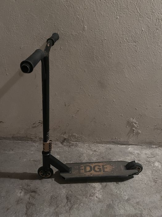 Hulajnoga wyczynowa-Movino