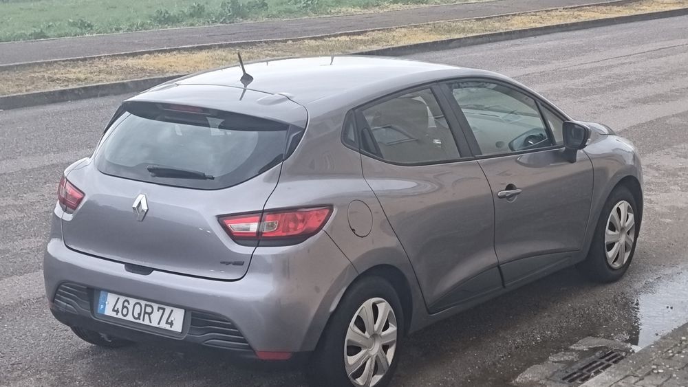 Renault Clio 1.5dci (151 mil km)(dez 2015)