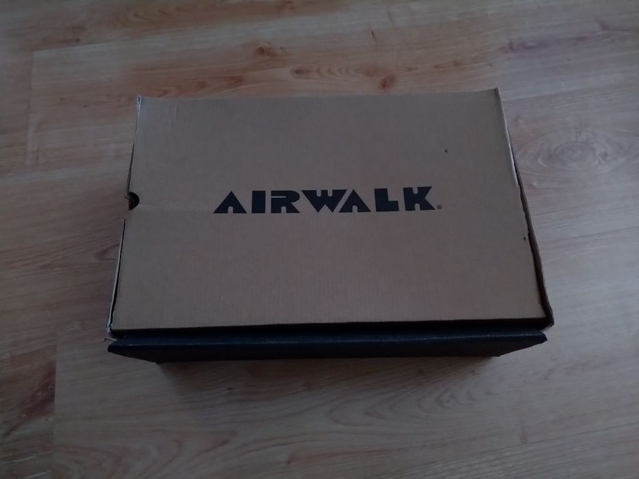 Airwalk Vic MC Black