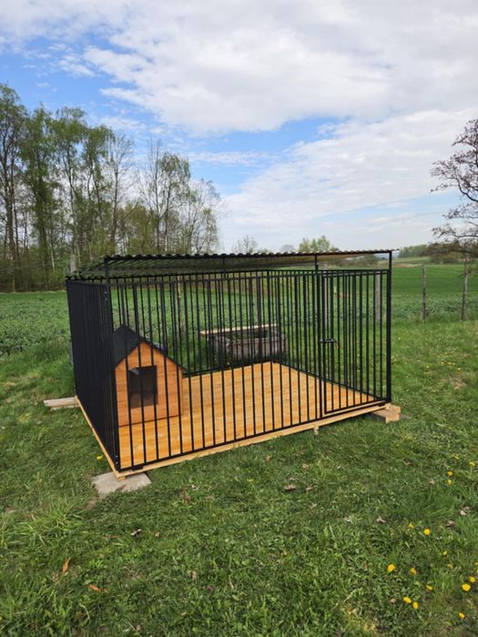 Kojec dla psa. Szybkie terminy realizacji.