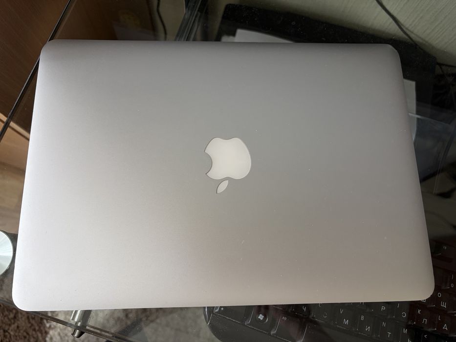 Продам Macbook Pro 2015 13 i5 2,9 GHz 16 ОЗУ. 256 Память