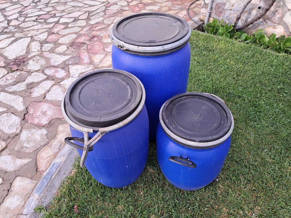 Barril de plástico azul 40/60/80L