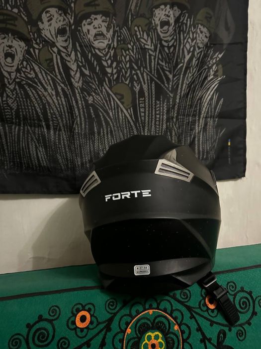 Мото шолом новий