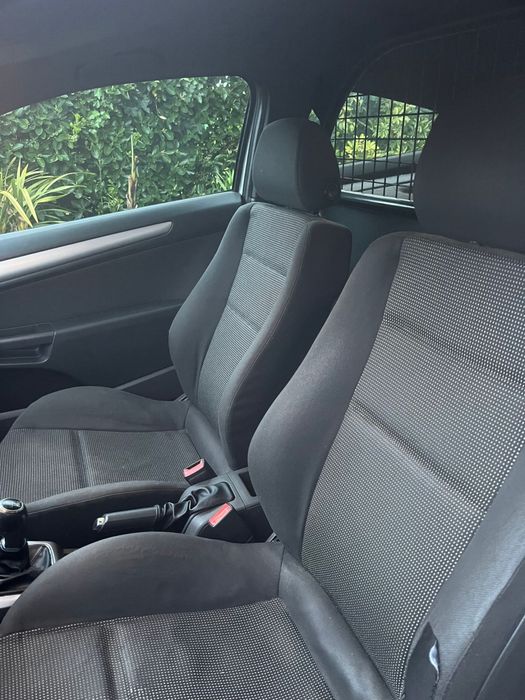 Opel Astra GTC 1.3 CDTI Sport – 2007