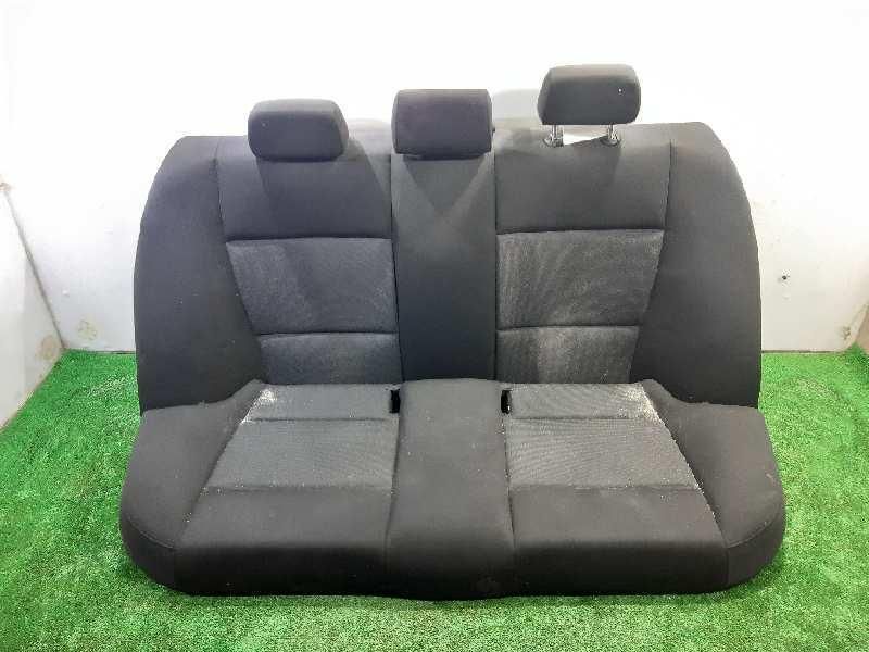 bancos traseiros BMW serie 3