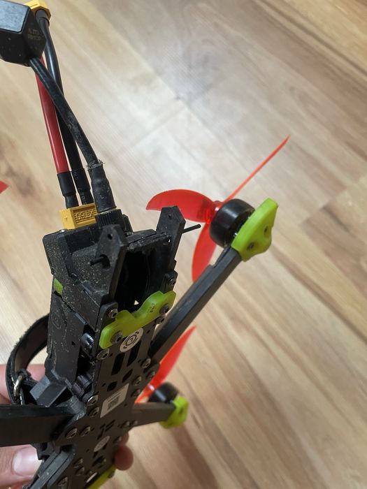 iFlight Nazgul XL5 ECO 6S ELRS 2.4GHz – dron FPV 5
