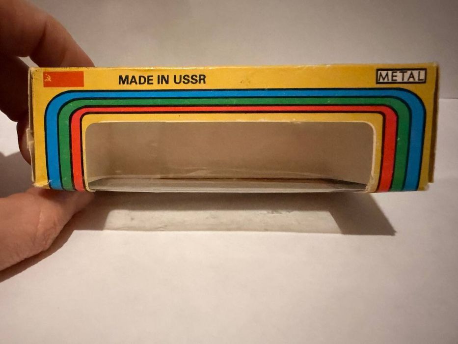 Модель москвич 1:43 ссср