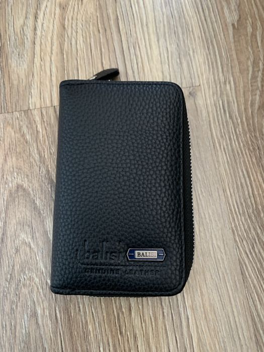 Чоловічий гаманець в хорошому стані