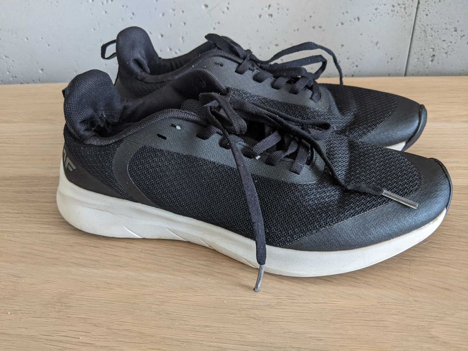 Buty adidasy damskie 39 oddychające super 4F