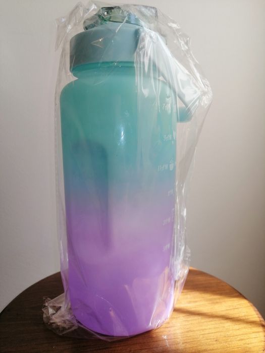 Garrafa de Água 2L