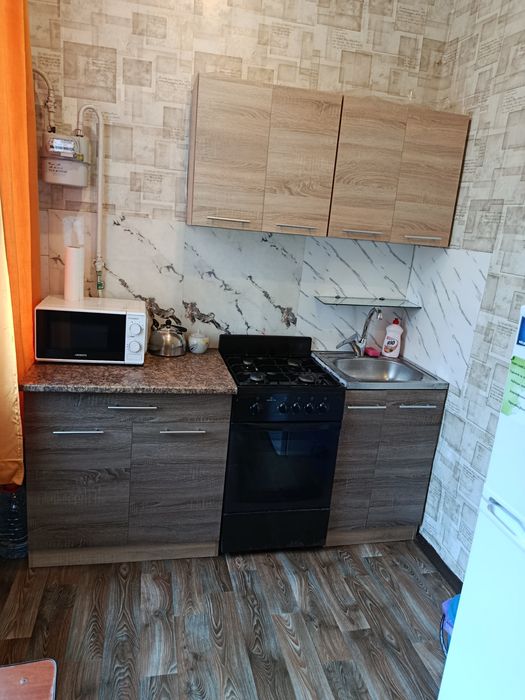 2 к квартира подобово . Біля 4 лікарні,