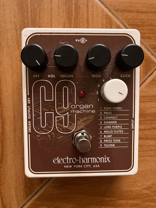 Pedal Eletroharmonix C9 Organ Machine