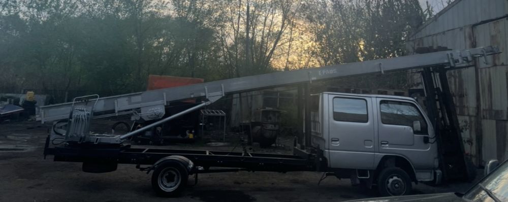 36 метр Ladder lift Nissan Cabstar Paus вишка вантажний ліфт підйомник