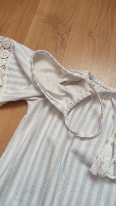 Футболка с открытыми плечами