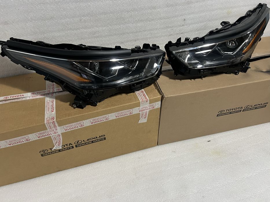 Toyota Highlander 2020, каталожні номера 811500e520/811100e520