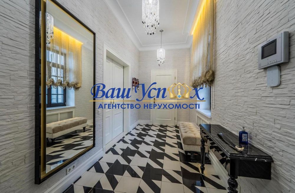 Оренда будинка у мiстечку з выходом на рiчку   . село  Козин