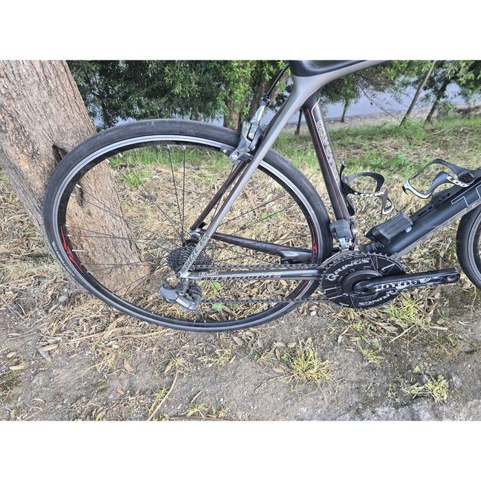 Trek de carbono com dura ace di2