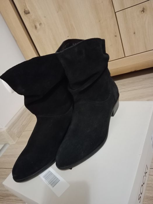 Botki Lasocki skóra zamszowa