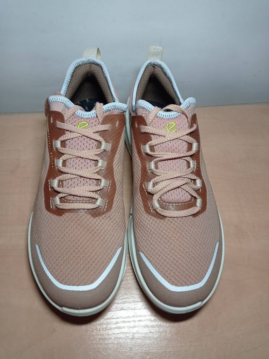 Жіночі кросівки ECCO Biom 2.1 X Country 35р