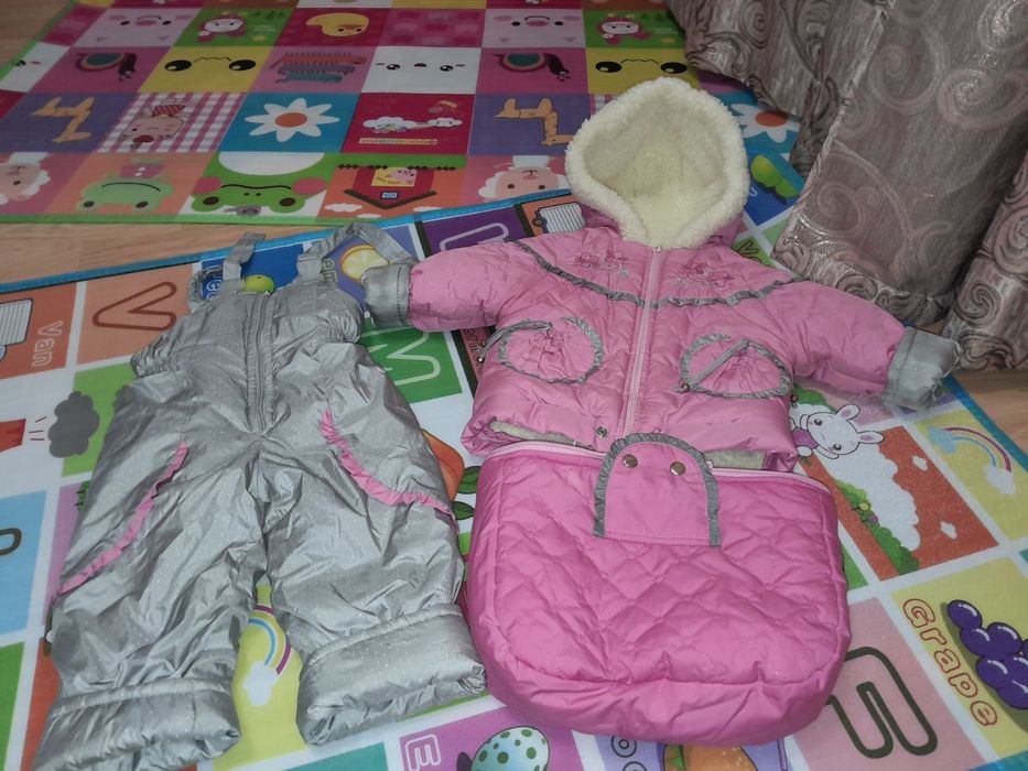 Продам комбінзон -конверт шапочки в подарунок