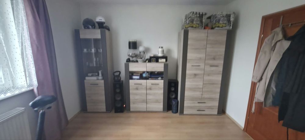 Sprzedam zestaw mebli pokojowych