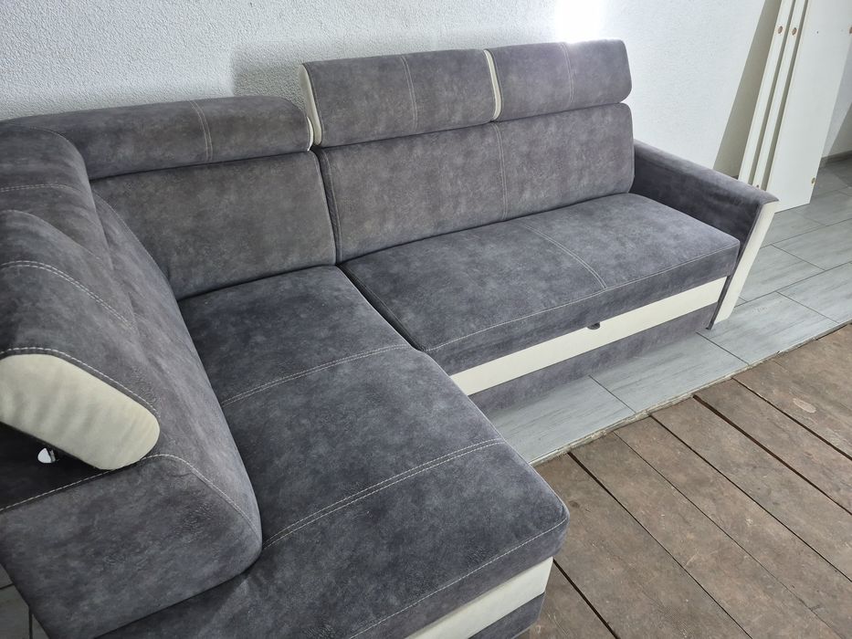 Naroznik z funkcja spania Transport