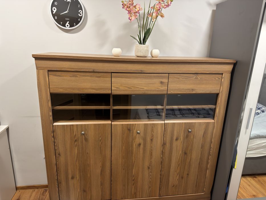 Komoda firmy Black Red White