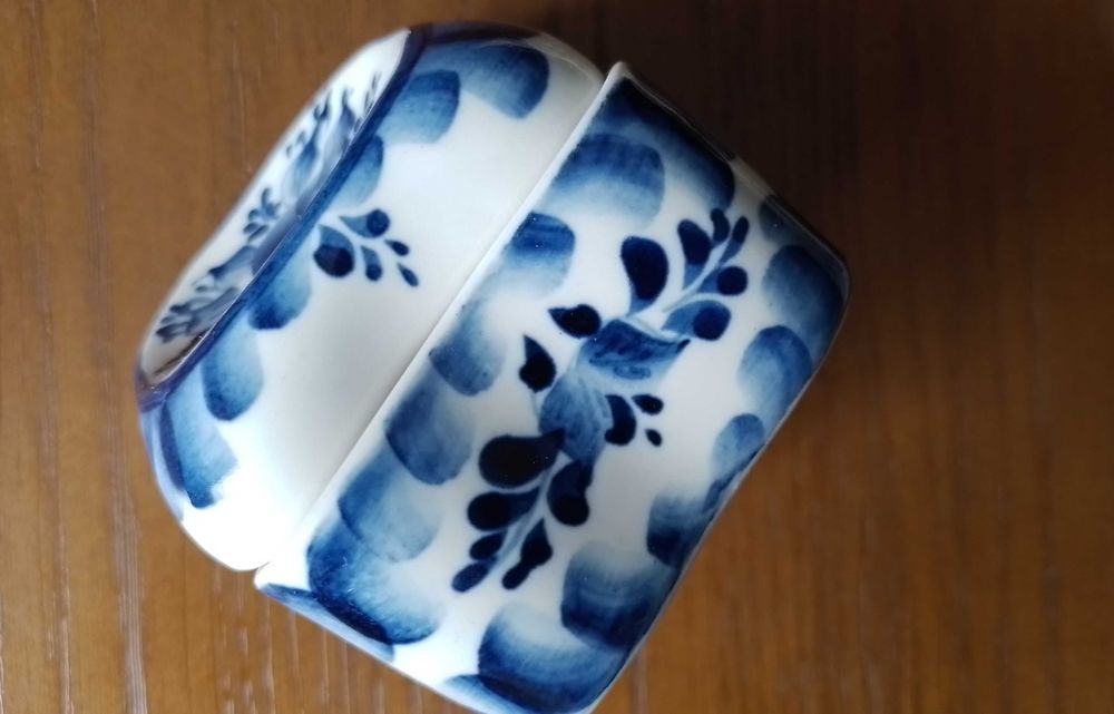 Шкатулка Гжель. Маленька.