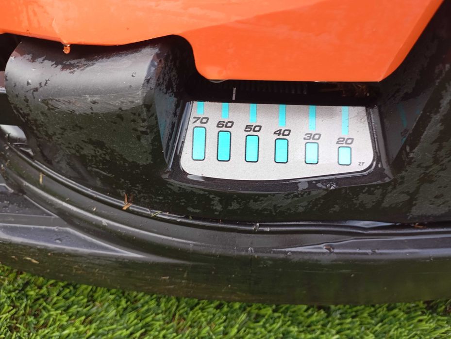 Maquina cortar relva usada black +decker