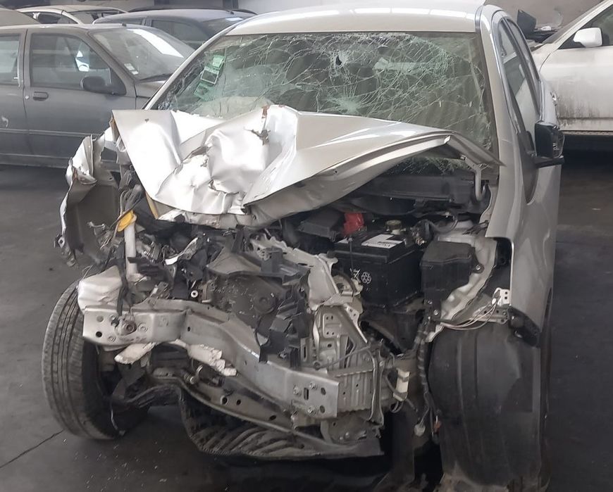 Toyota Yaris (P13) 1.0I De 2016 Disponível Para Peças