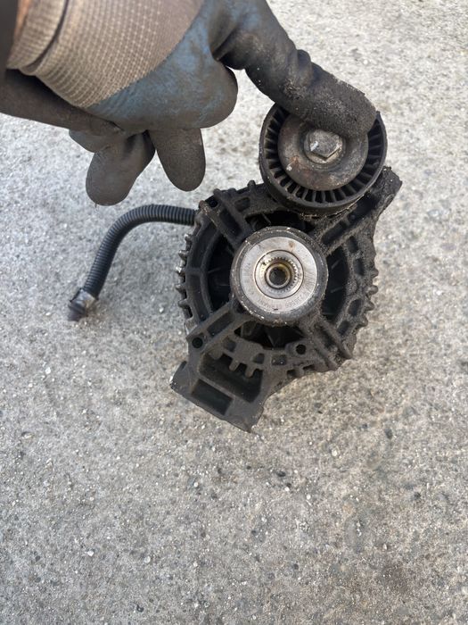 Alternator bosch bmw e46 e90 e87 316i 318i 320i n42 n46 valvetronic
