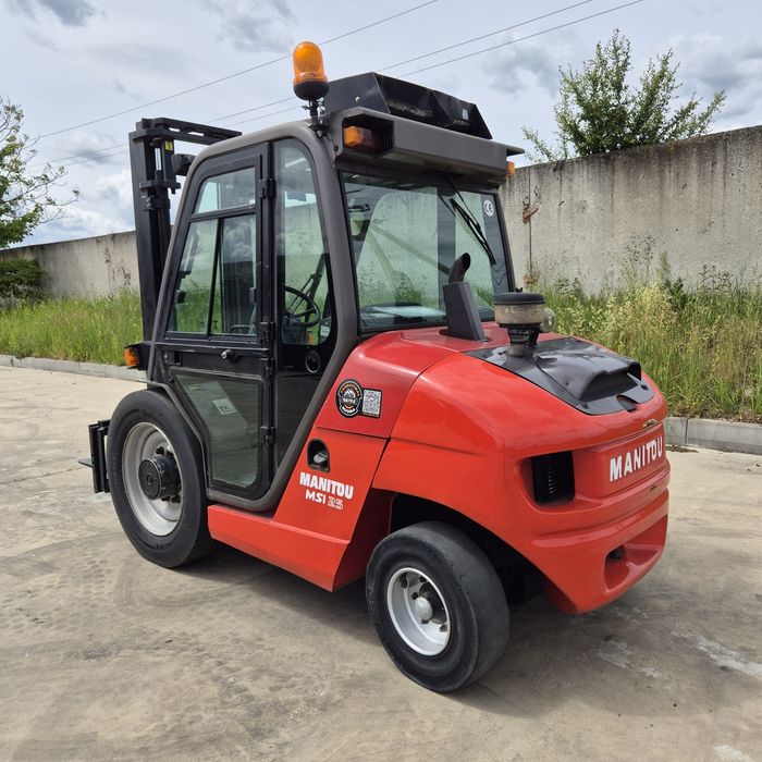 Навантажувач MANITOU 2,5 тон 2017р.