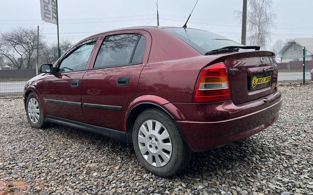 Opel Astra  2000