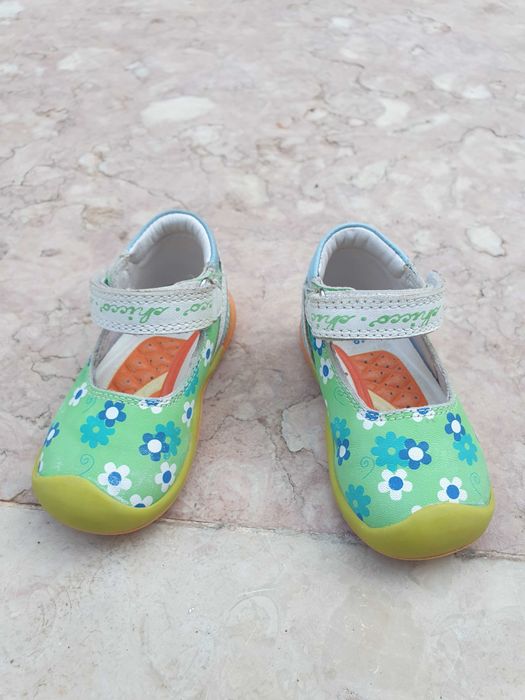 Sapatos para menina Chicco, tamanho 19