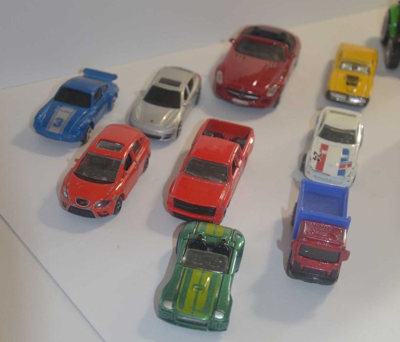 Resoraki metalowe, różne, zestaw, autka