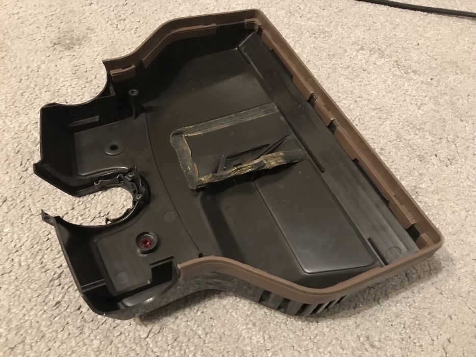 Rainbow-Górna cześć obudowy trzepaczki do dywanów.