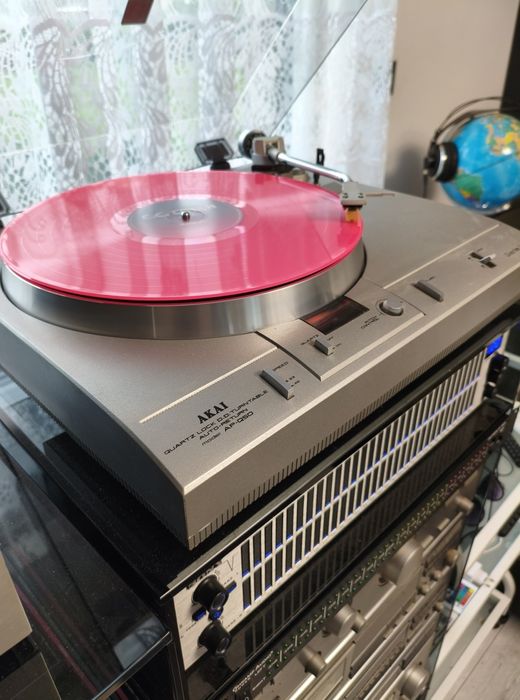Gramofon Akai ,stan b.dobry