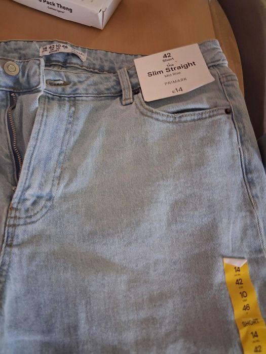 Vendo 2 pares de calças novas